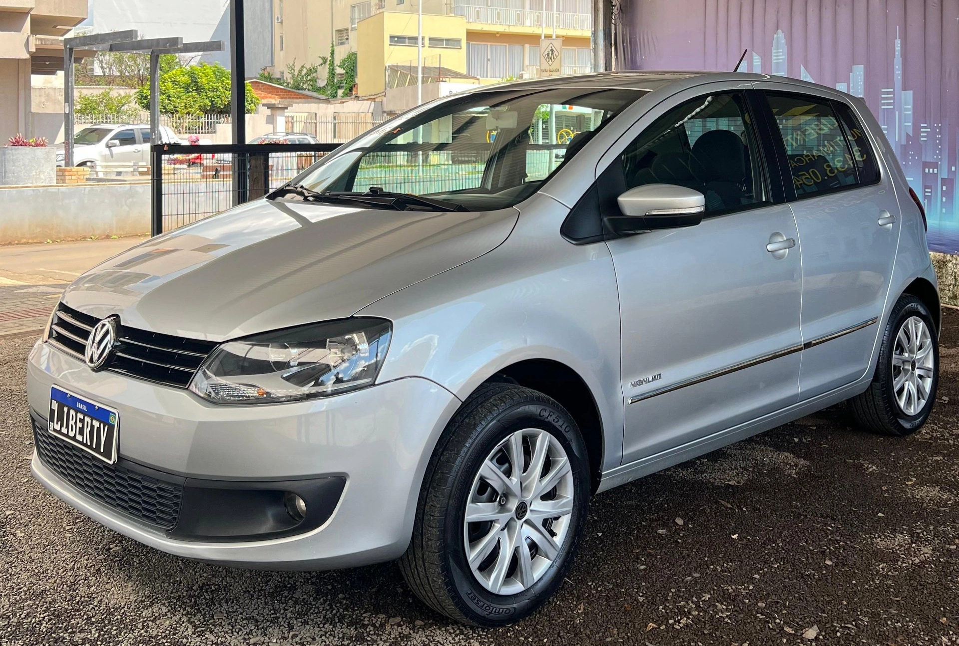 VOLKSWAGEN FOX – 2014 – Prata