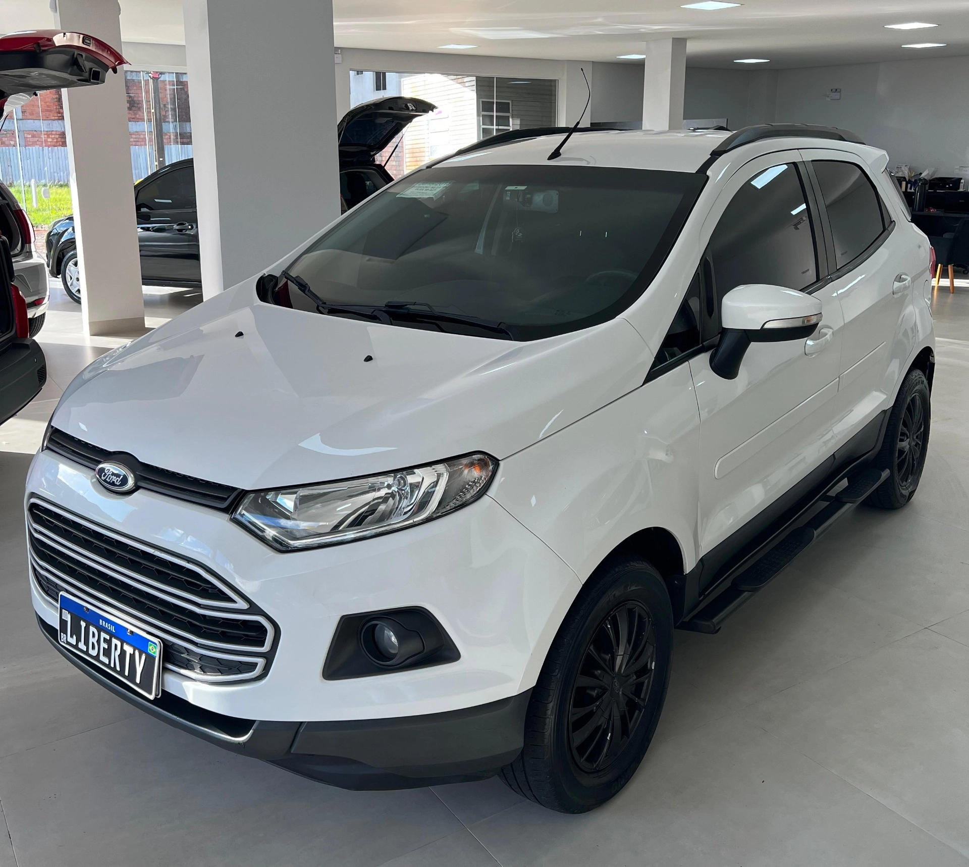 FORD ECOSPORT – 2015 – Branco